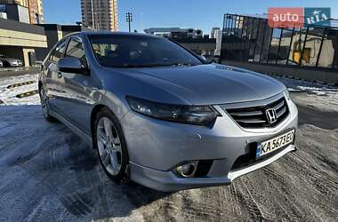 Седан Honda Accord 2011 в Киеве