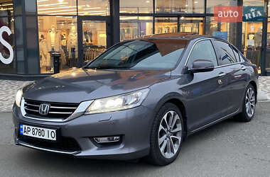 Седан Honda Accord 2013 в Киеве