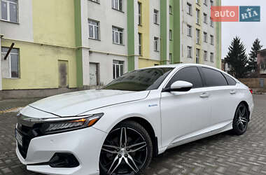 Седан Honda Accord 2021 в Ромнах