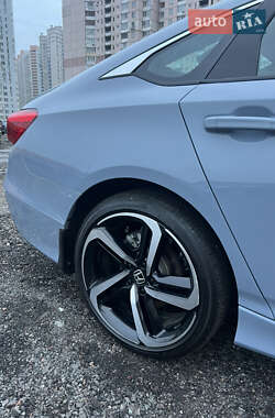 Седан Honda Accord 2022 в 