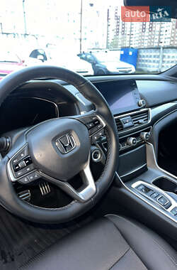 Седан Honda Accord 2022 в 