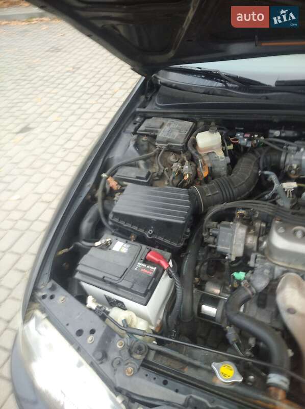 Седан Honda Accord 1995 в Львове