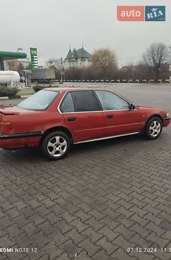 Седан Honda Accord 1990 в Чернівцях