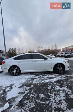 Седан Honda Accord 2021 в Рівному