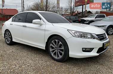 Седан Honda Accord 2013 в Коломые