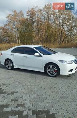 Седан Honda Accord 2012 в Полтаві