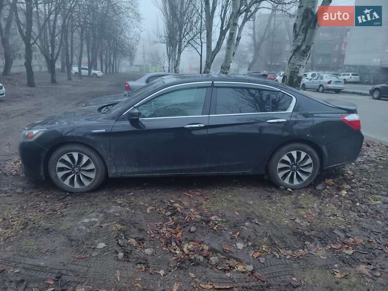 Седан Honda Accord 2015 в Днепре