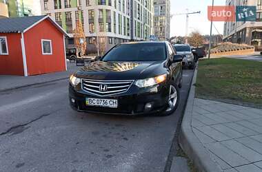 Седан Honda Accord 2010 в Львові