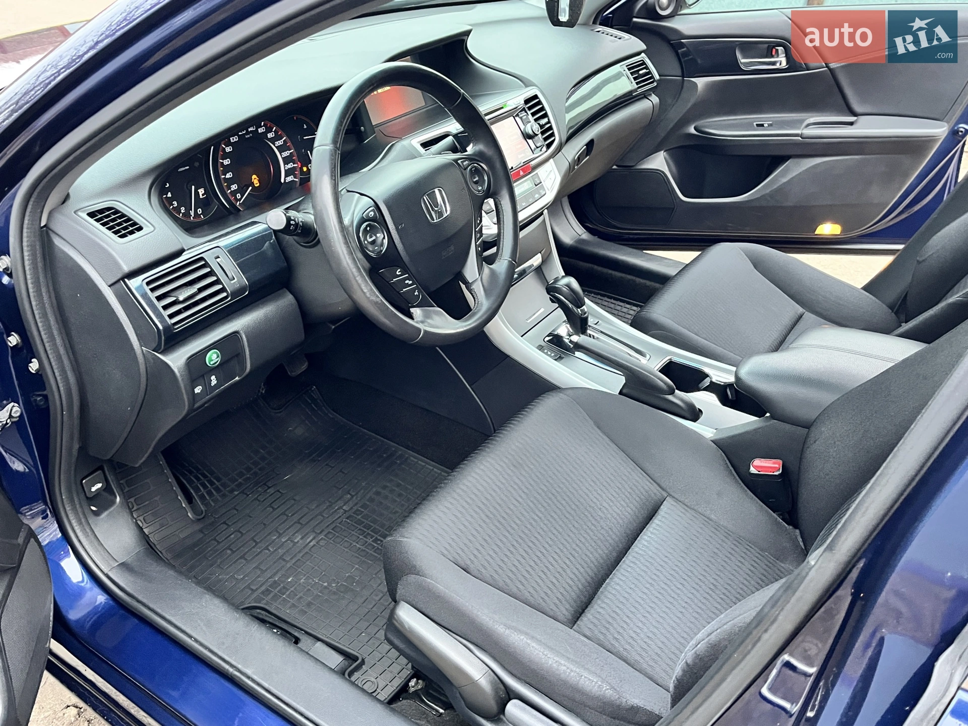 2013 Honda Accord - мініатюра 16