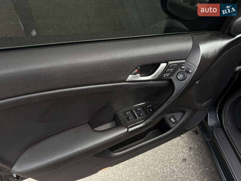 Седан Honda Accord 2008 в Смеле