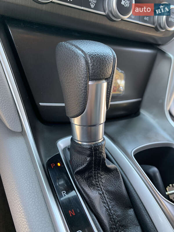 Седан Honda Accord 2018 в Запорожье