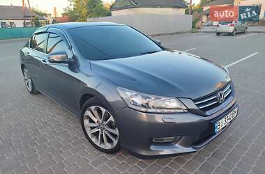 Седан Honda Accord 2013 в Кременчуці