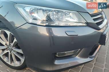 Седан Honda Accord 2013 в Кременчуці