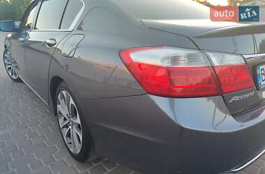 Седан Honda Accord 2013 в Кременчуці