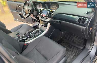 Седан Honda Accord 2013 в Кременчуці