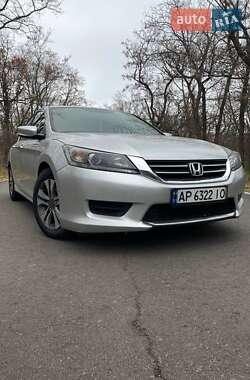 Седан Honda Accord 2012 в Запоріжжі