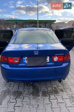 Седан Honda Accord 2005 в Козині