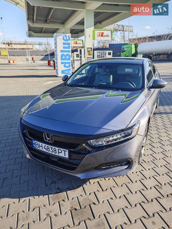 Седан Honda Accord 2017 в Одессе