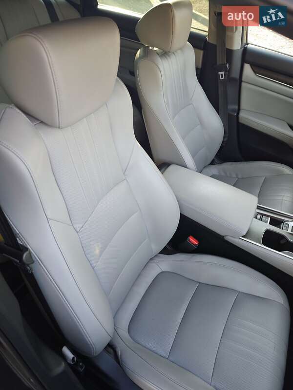 Седан Honda Accord 2017 в Одессе
