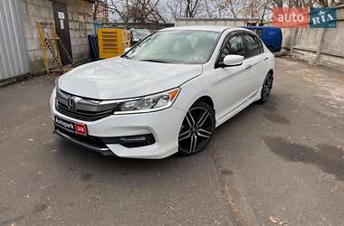 Седан Honda Accord 2017 в Киеве