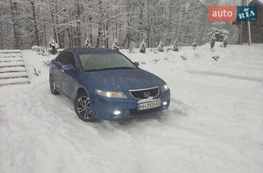 Седан Honda Accord 2003 в Измаиле