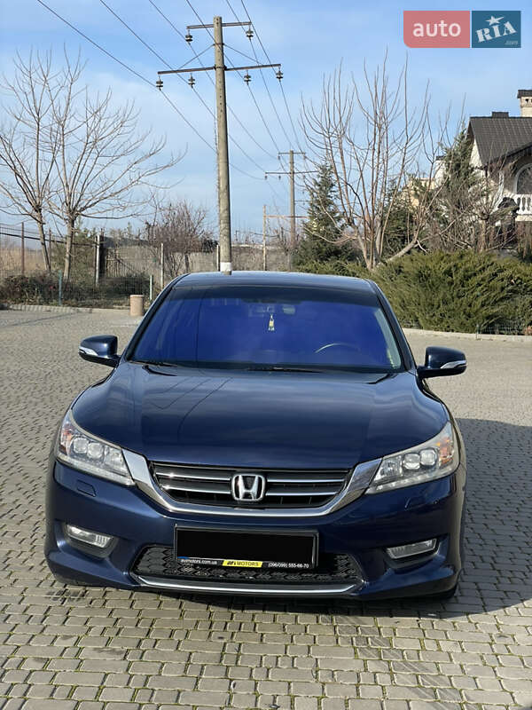 Седан Honda Accord 2013 в Одесі