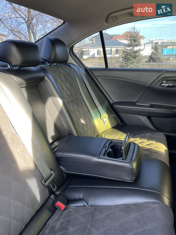 Седан Honda Accord 2013 в Одесі