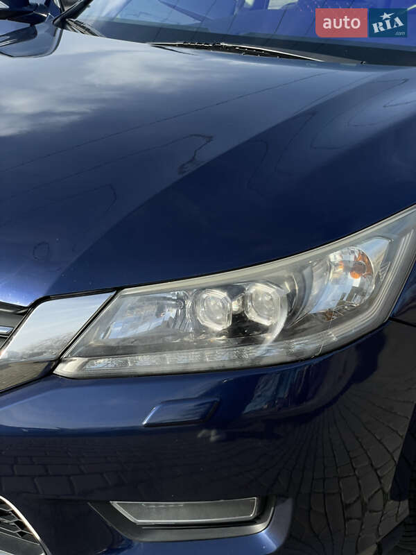 Седан Honda Accord 2013 в Одесі
