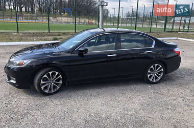 Седан Honda Accord 2014 в Києві