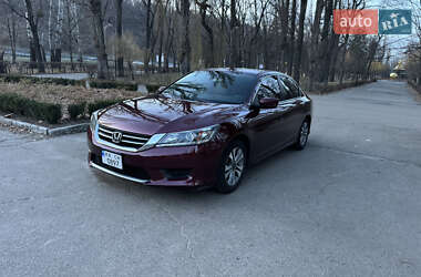 Седан Honda Accord 2013 в Києві