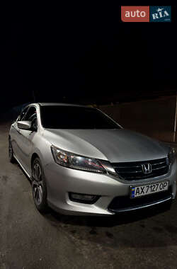 Седан Honda Accord 2014 в Харкові