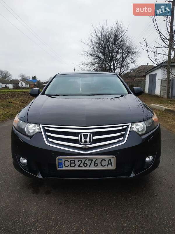 Седан Honda Accord 2010 в Варве