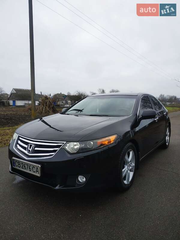 Седан Honda Accord 2010 в Варве