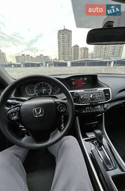 Седан Honda Accord 2016 в 