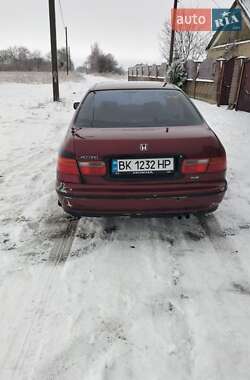 Седан Honda Accord 1993 в 