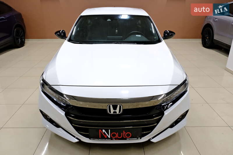 Седан Honda Accord 2023 в Одессе