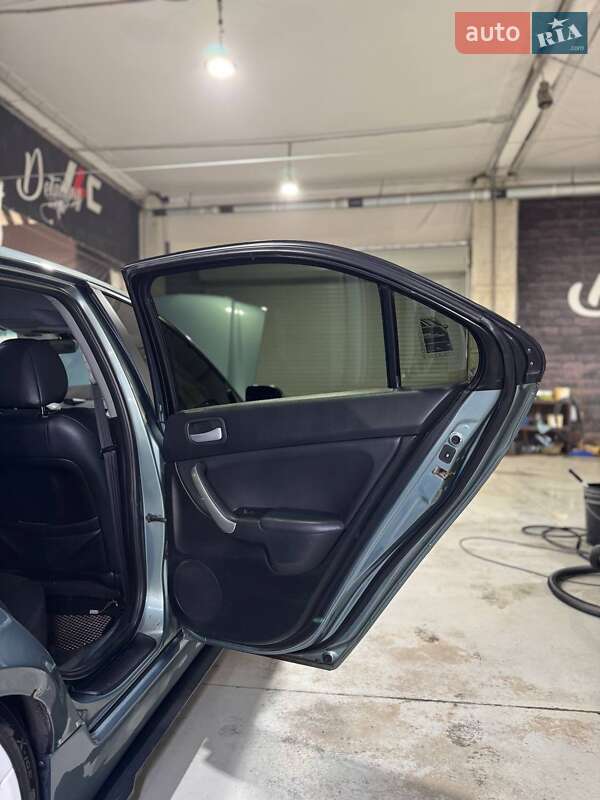 Седан Honda Accord 2003 в Києві