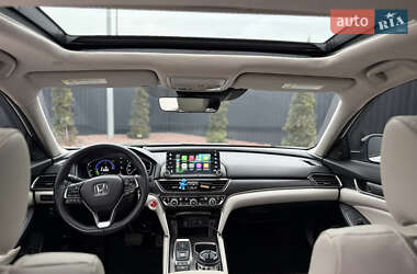 Седан Honda Accord 2021 в 