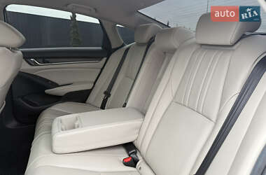 Седан Honda Accord 2021 в 