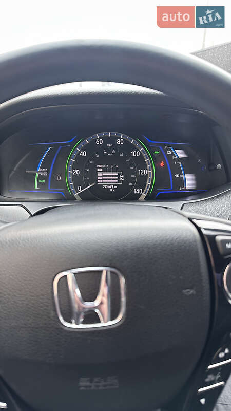Седан Honda Accord 2015 в Львове
