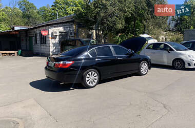 Седан Honda Accord 2014 в Києві