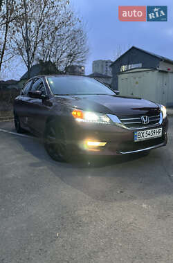 Седан Honda Accord 2013 в Каменец-Подольском