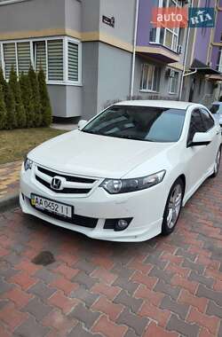 Седан Honda Accord 2010 в Києві