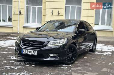 Седан Honda Accord 2013 в Києві