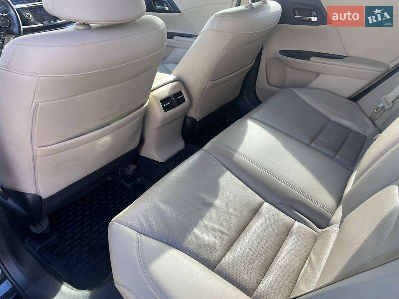 Седан Honda Accord 2015 в Миколаєві фото 38 Седан Honda Accord 2015 в Миколаєві