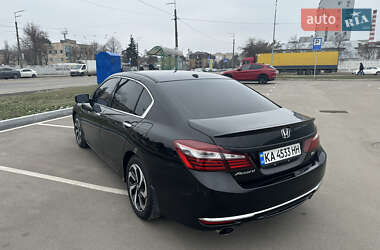 Седан Honda Accord 2017 в Киеве