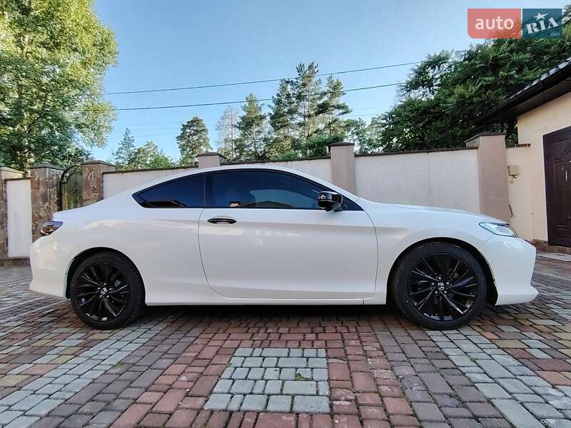 Купе Honda Accord 2017 в Києві