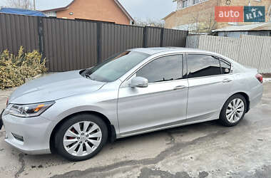 Седан Honda Accord 2014 в Києві