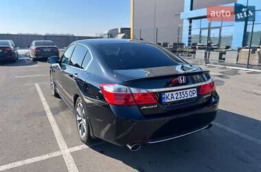 Седан Honda Accord 2013 в Киеве