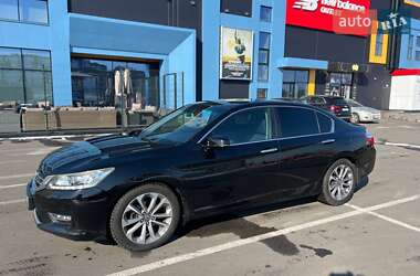 Седан Honda Accord 2013 в Киеве